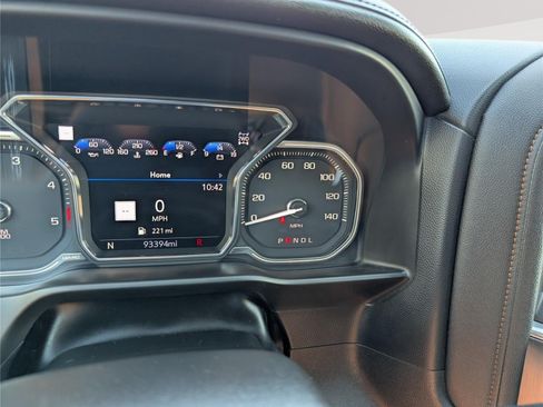 Used 2020 GMC Sierra 2500 AT4 w/ AT4 Premium Package AWD/4WD image 32