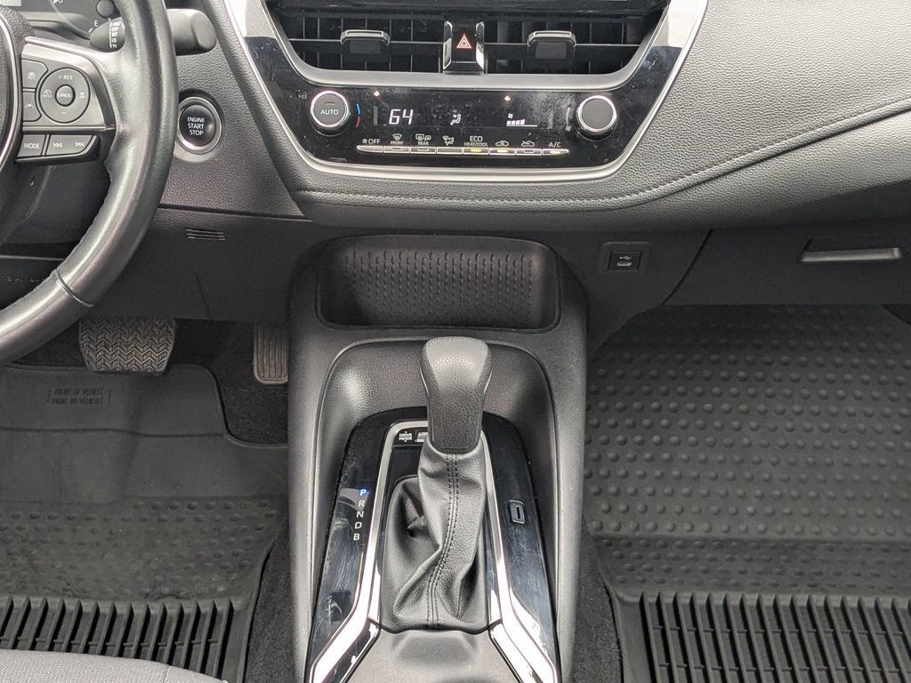 Certified 2024 Toyota Corolla SE FWD image 19