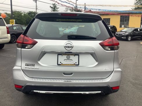 Used 2019 Nissan Rogue S AWD/4WD image 6