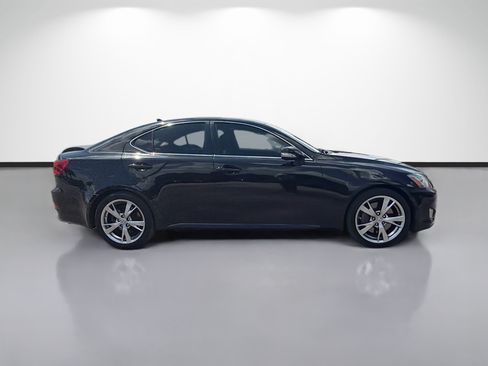 Used 2009 Lexus IS 350 RWD image 2