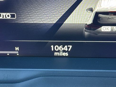 Certified 2025 Nissan Rogue SL w/ SL Premium Package image 25