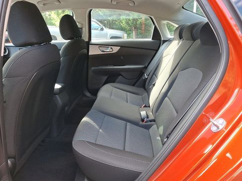 Used 2024 Kia Forte LXS image 10