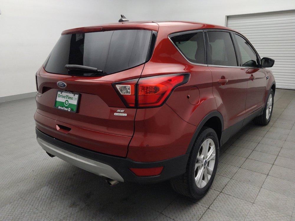 Used 2019 Ford Escape SE FWD image 9