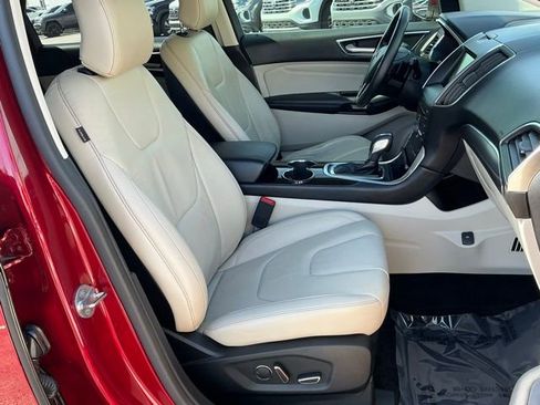 Used 2015 Ford Edge Titanium FWD image 21