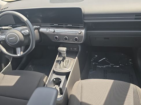 Certified 2026 Hyundai Kona SE AWD/4WD image 11