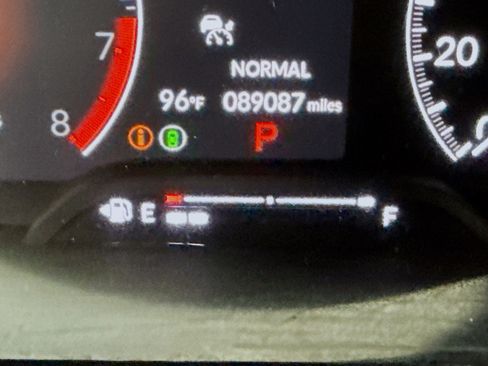 Used 2023 Honda Civic Sport image 16