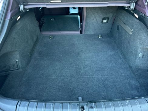 Certified 2022 Porsche Taycan 4 Cross Turismo image 15