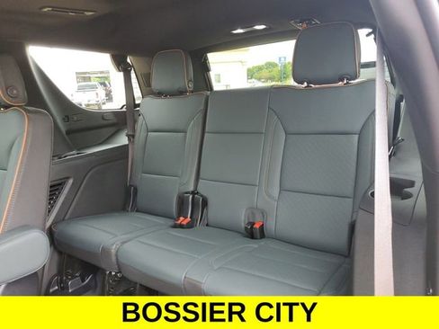 New 2025 GMC Yukon AT4 w/ AT4 Premium Plus Package image 8