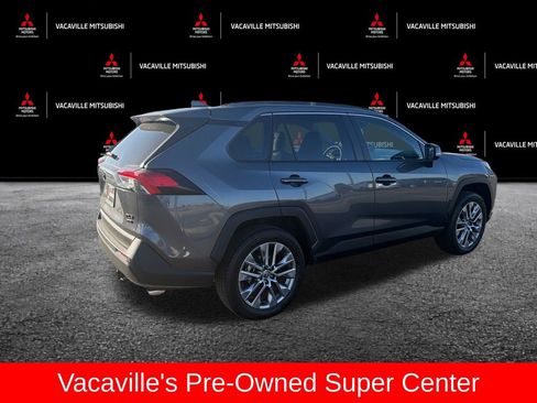 Used 2023 Toyota RAV4 XLE Premium AWD/4WD image 6