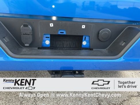 Used 2025 Chevrolet Silverado 1500 Custom image 9