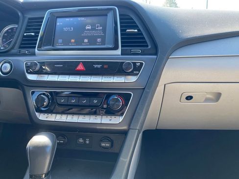 Used 2018 Hyundai Sonata SEL w/ Cargo Package image 11