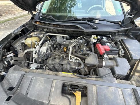 Used 2021 Nissan Rogue SV FWD image 15