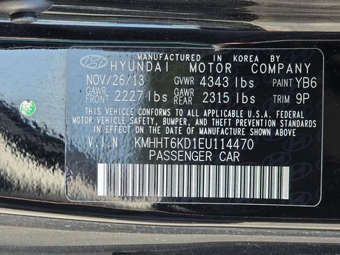 Used 2014 Hyundai Genesis 2.0T RWD image 22