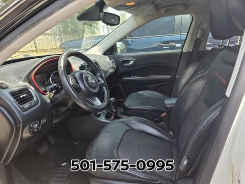 Used 2017 Jeep Compass Trailhawk AWD/4WD image 9