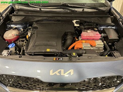 Used 2022 Kia Niro Touring Special Edition image 18