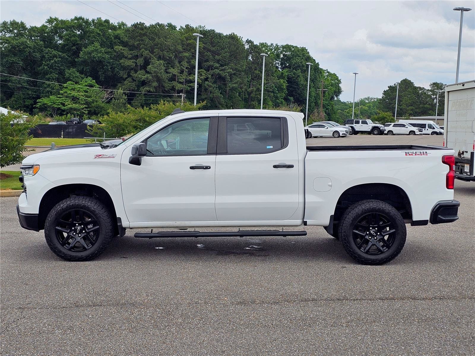 Used 2023 Chevrolet Silverado 1500 LT Trail Boss AWD/4WD image 14