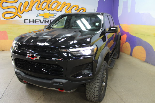 New 2026 Chevrolet Colorado ZR2 w/ Technology Package AWD/4WD image 4