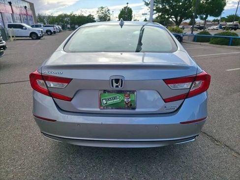 Used 2021 Honda Accord Touring image 6