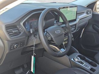 New 2026 Ford Escape SE video 3