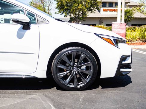 Used 2024 Toyota Corolla SE image 5