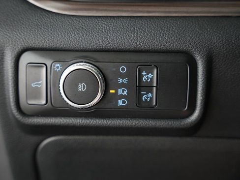 Used 2020 Ford Explorer Limited image 51