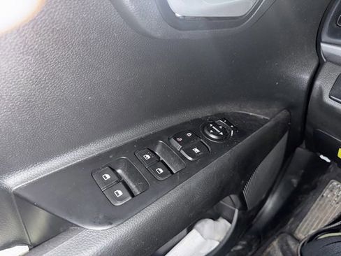 Used 2023 Kia Rio LX image 22