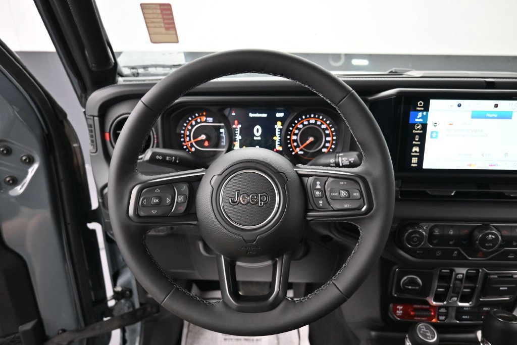 New 2026 Jeep Gladiator Rubicon w/ Steel Bumper Group AWD/4WD image 11