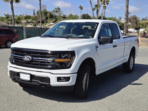 New 2026 Ford F150 XLT w/ Equipment Group 301A Standard image 11