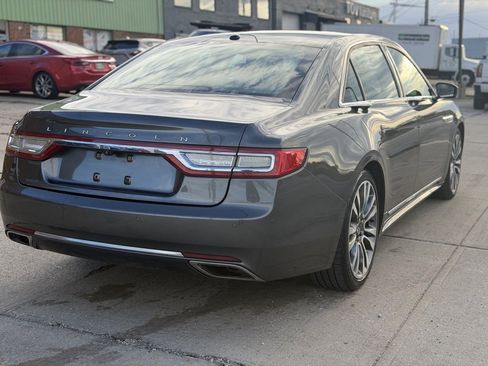 Used 2017 Lincoln Continental Select w/ Climate Package image 3