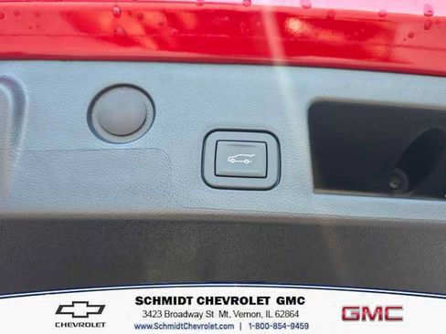 New 2027 Chevrolet Equinox LT w/ Convenience Package II FWD image 10