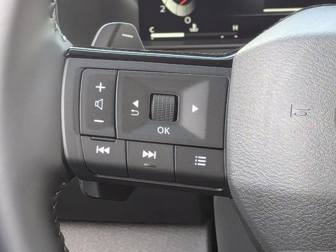New 2026 Nissan Pathfinder SL FWD image 24