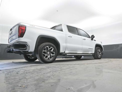 Used 2023 GMC Sierra 1500 SLT w/ SLT Premium Package AWD/4WD image 34