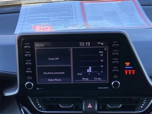 Certified 2020 Toyota C-HR LE image 27