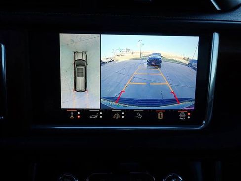 Used 2023 GMC Yukon Denali Ultimate AWD/4WD image 20