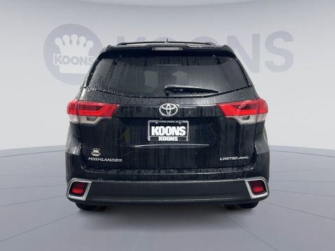 Used 2018 Toyota Highlander Limited image 5