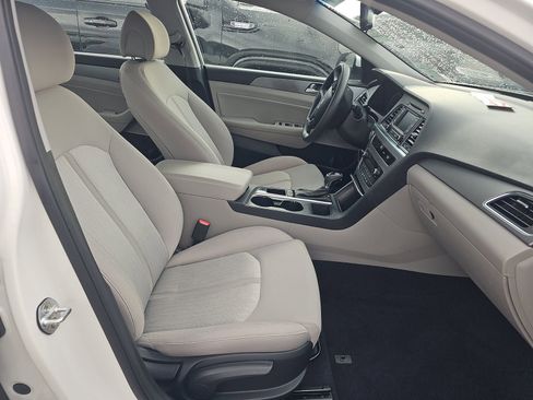 Used 2016 Hyundai Sonata SE FWD image 10