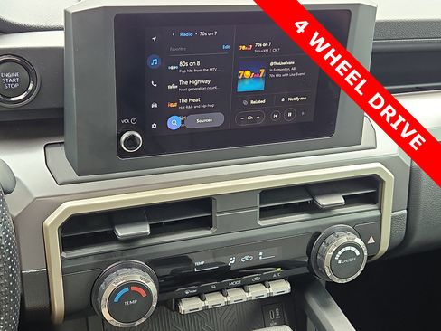 Used 2025 Toyota Tacoma SR5 AWD/4WD image 16