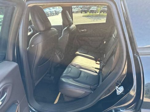 Used 2016 Jeep Cherokee Trailhawk w/ Comfort/Convenience Group AWD/4WD image 20