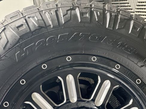 Used 2024 RAM 3500 Tradesman w/ Chrome Appearance Group image 33