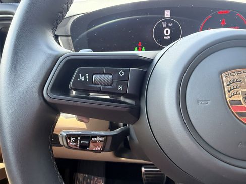 Certified 2024 Porsche Cayenne S AWD/4WD image 35