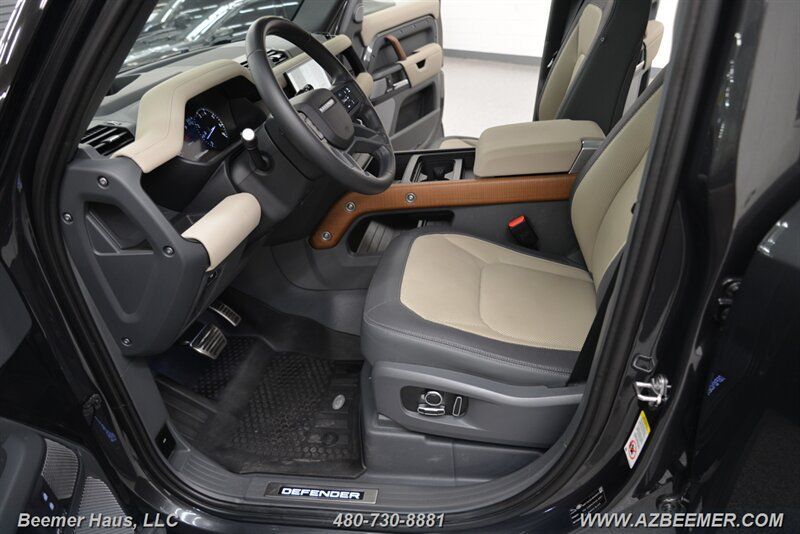 Used 2023 Land Rover Defender 130 X AWD/4WD image 17