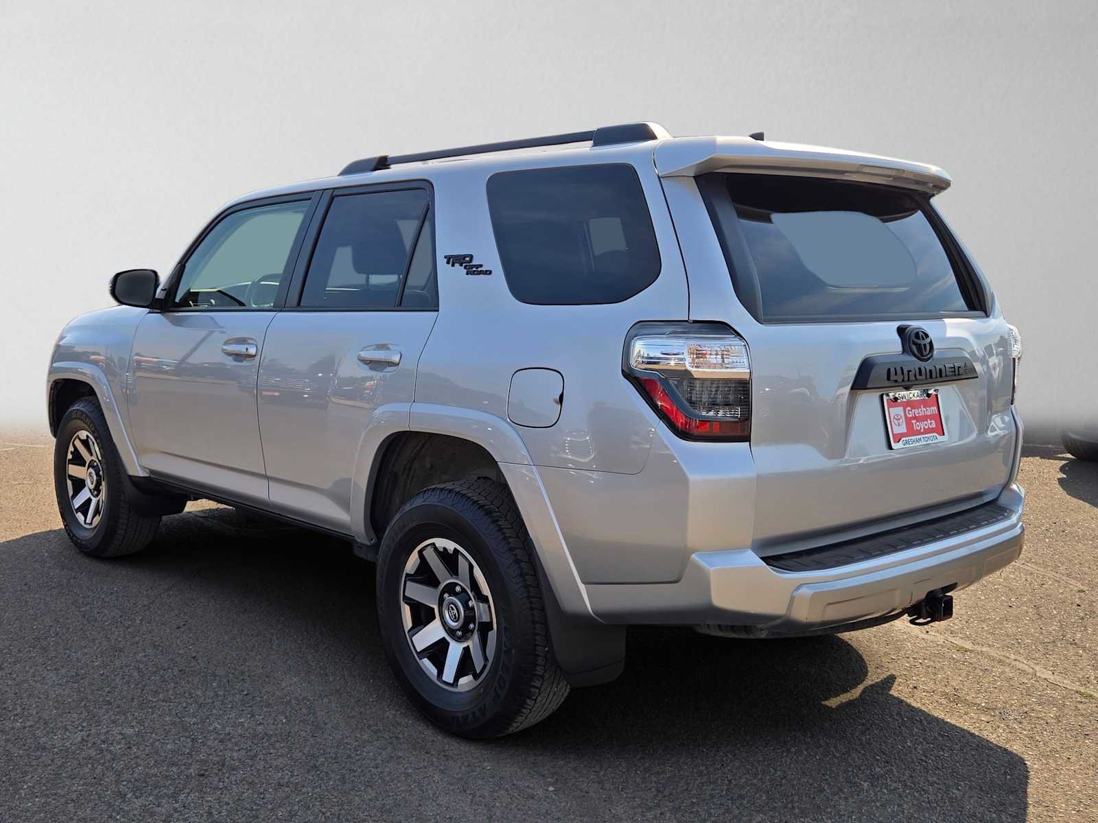 Certified 2023 Toyota 4Runner TRD Off-Road Premium w/ Moonroof Package AWD/4WD image 6