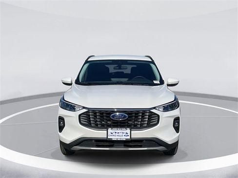 New 2025 Ford Escape SE image 2