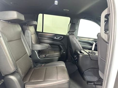Used 2023 Chevrolet Suburban High Country image 26