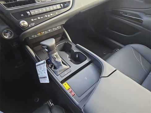 New 2025 Lexus ES 350 Luxury image 25