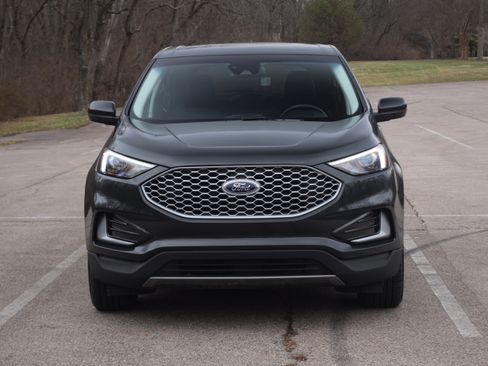 Used 2023 Ford Edge SEL image 19