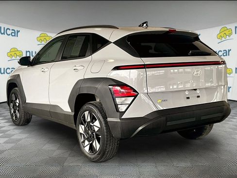 Used 2025 Hyundai Kona SEL image 4