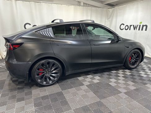 Used 2023 Tesla Model Y Long Range image 8