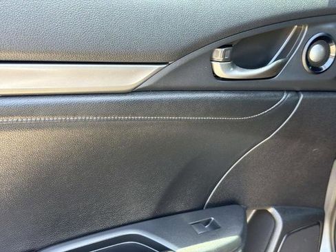 Used 2018 Honda Civic Sport Touring image 19