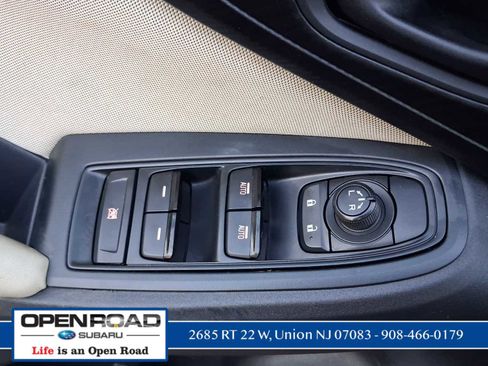 Used 2017 Subaru Impreza 2.0i Premium AWD/4WD image 13